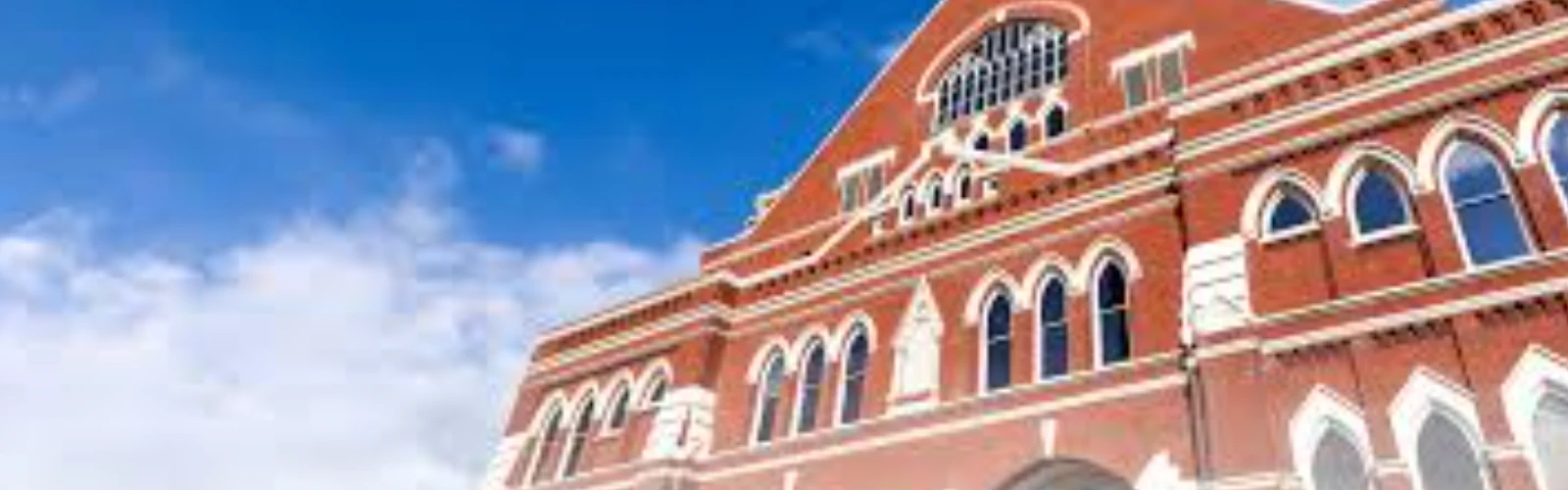 Save Big on Your Stay: Cheap Hotels Near Ryman Auditorium, Tennessee