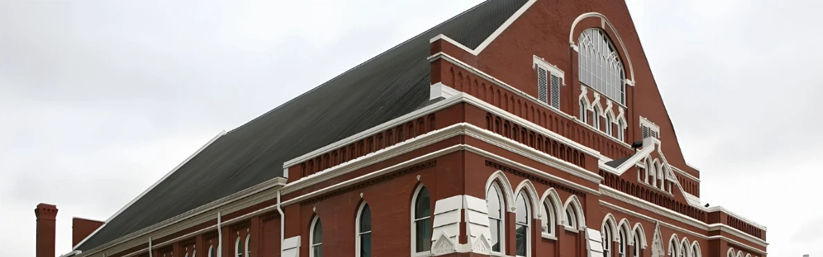 Unforgettable Stays: Hotels Close to Ryman Auditorium in Tennessee