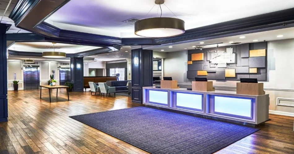 Unforgettable Stays: Hotels Close to Ryman Auditorium in Tennessee