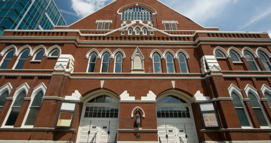 Save Big on Your Stay: Cheap Hotels Near Ryman Auditorium, Tennessee