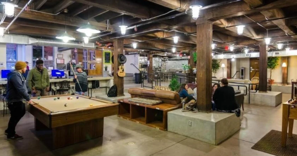 Top Hotels Within Walking Distance To Ryman Auditorium for an Unforgettable Nashville Stay