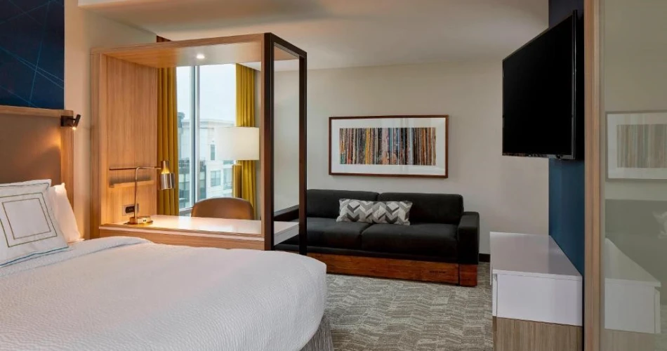 Best Hotels Within Walking Distance of Ryman Auditorium, Nashville