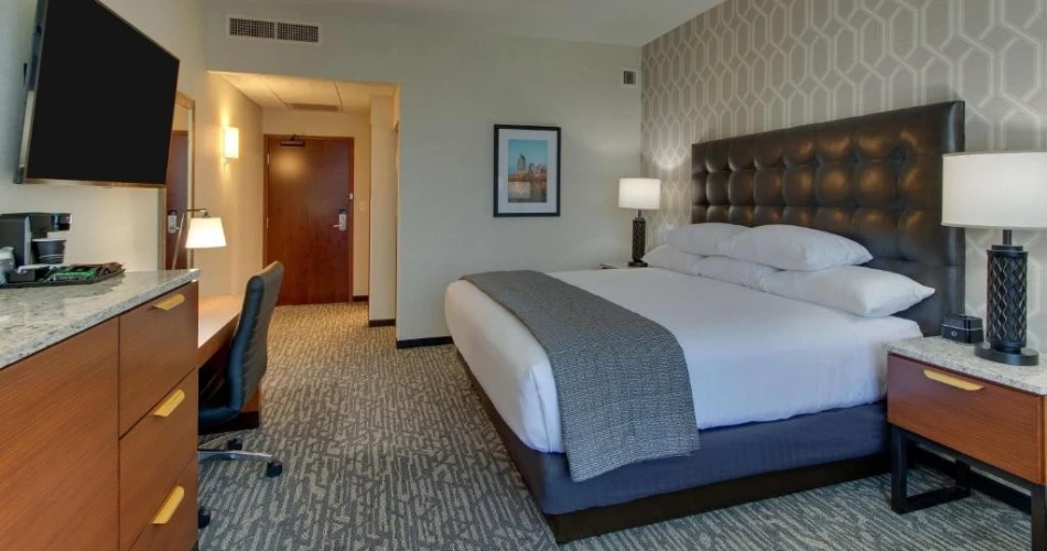 Where to Stay for the Perfect Ryman Auditorium Experience