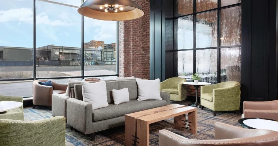 Experience the Best Hotels Near Ryman Auditorium